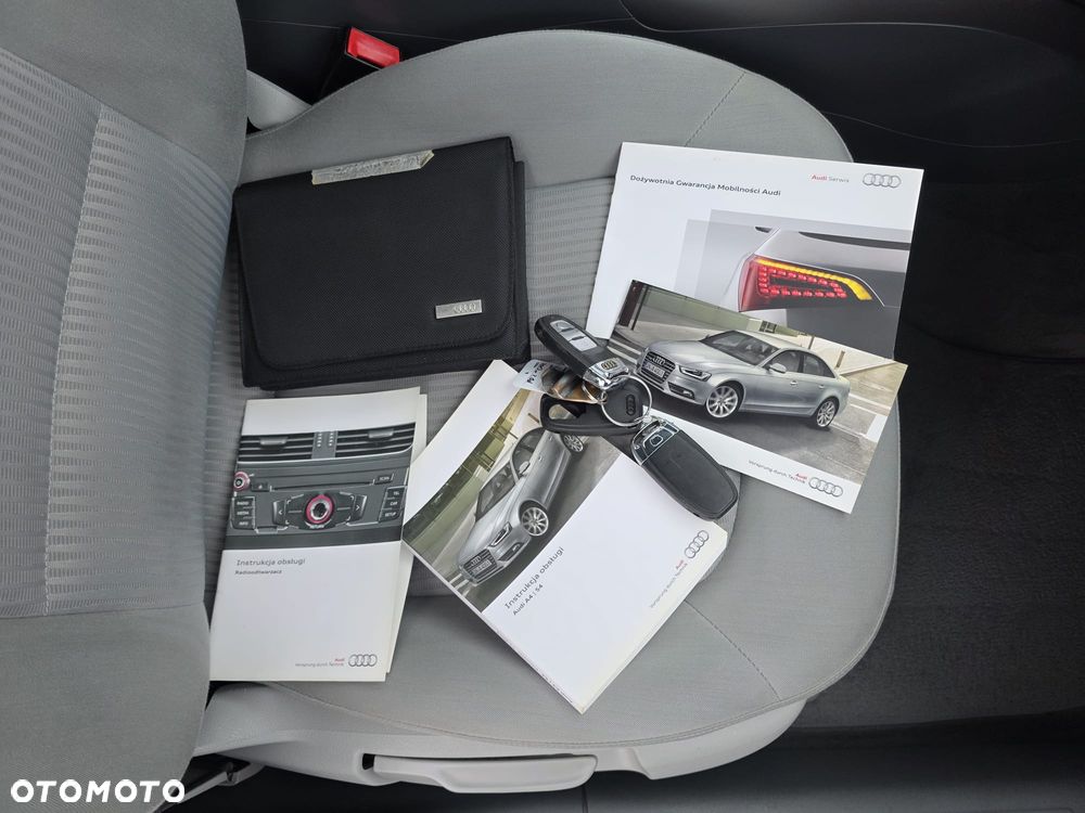 Audi A4 Limousine - 37