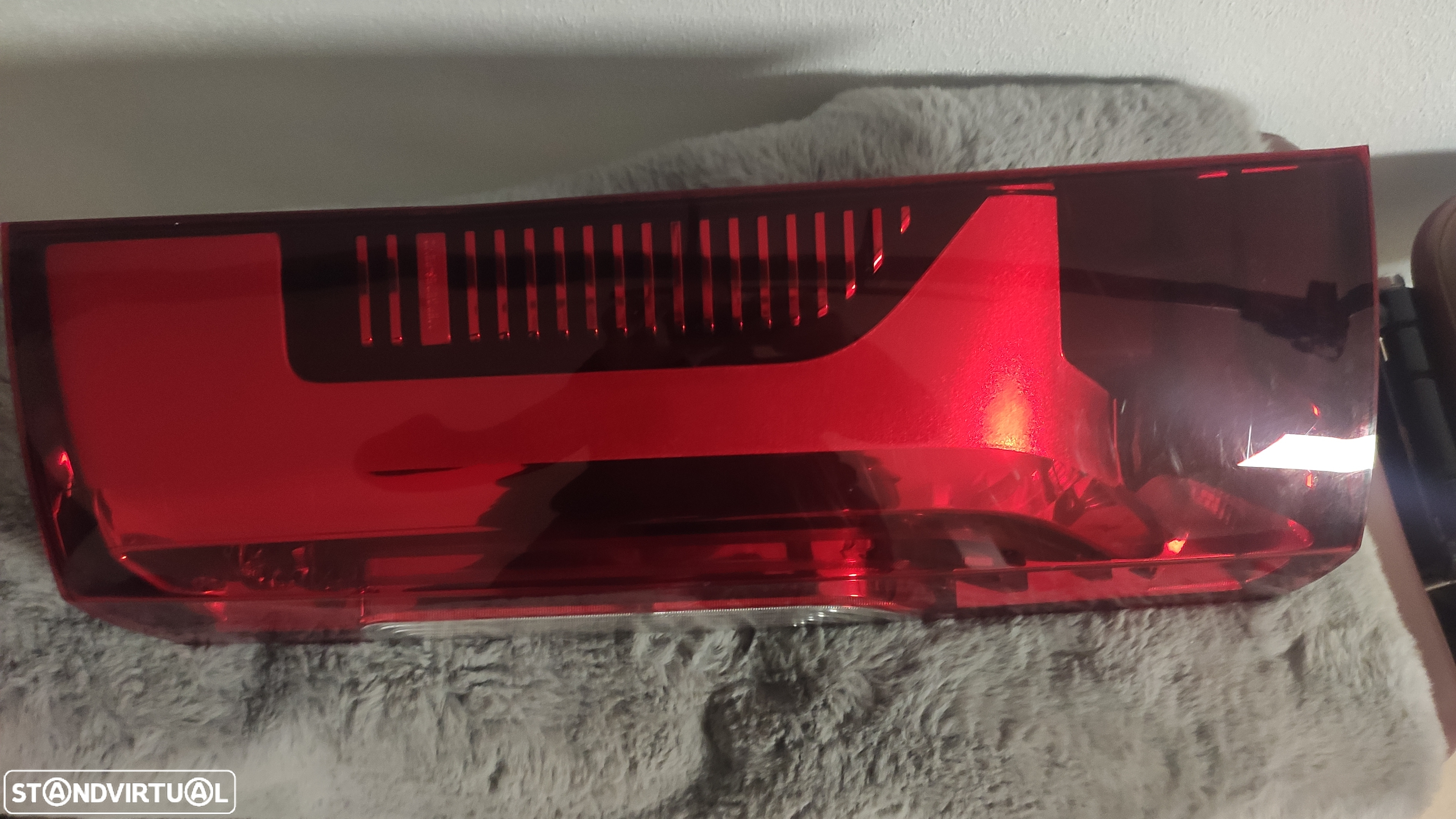 farolim traseiro direito Mercedes Sprinter w910 - A9108205300 - 4