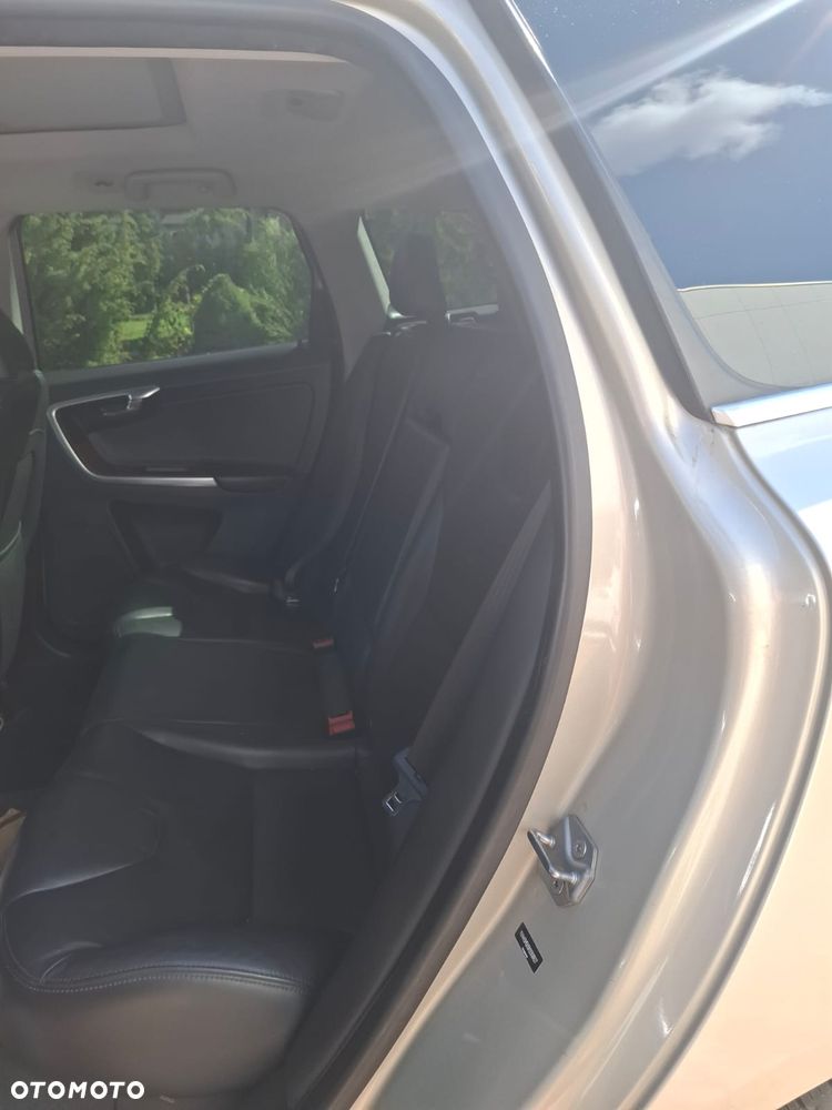 Volvo XC 60 T5 Geartronic Momentum - 4