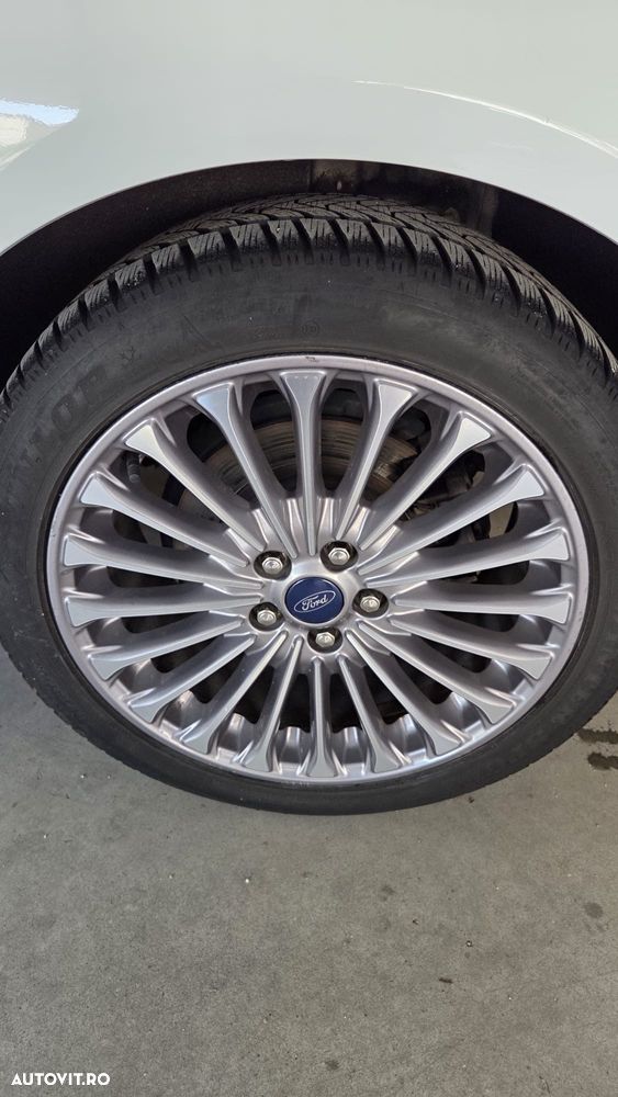 Ford Mondeo 2.0 TDCI PowerShift AWD Titanium - 10