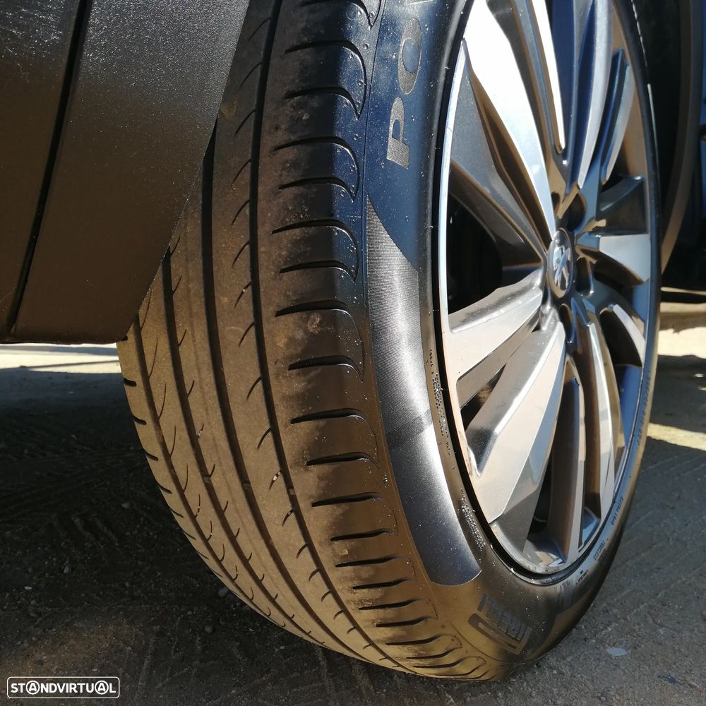 Peugeot 5008 BlueHDI 130 EAT8 GT - 17