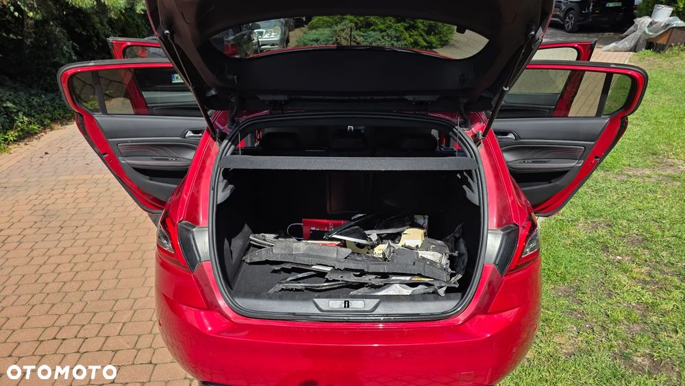 Peugeot 308 1.2 PureTech GPF GT S&S - 36