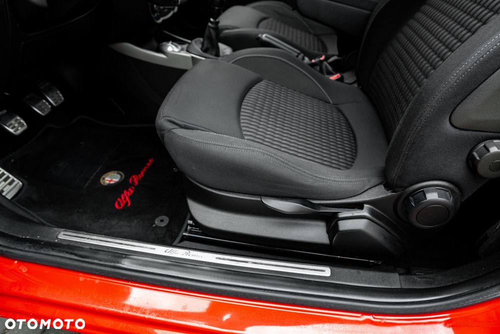 Alfa Romeo Mito TB 1.4 16V - 19