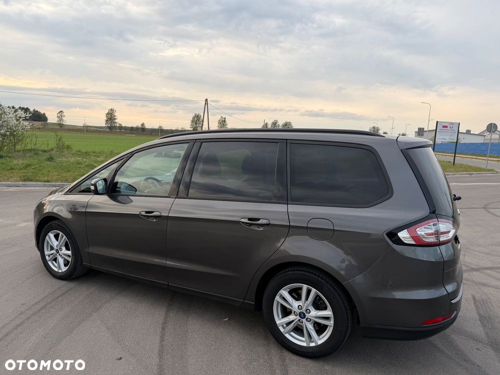 Ford Galaxy - 9