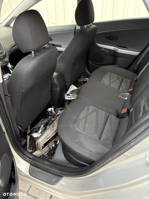 Kia Ceed 1.6 CRDi M - 10