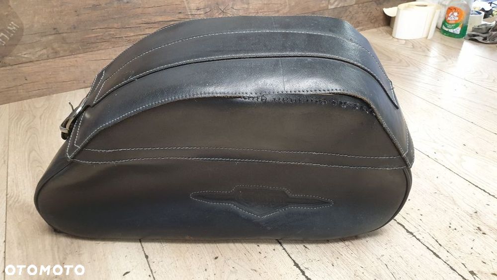 Sakwa kufer prawy Suzuki Intruder - 2