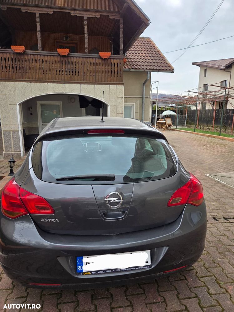 Opel Astra 1.6 Enjoy - 4