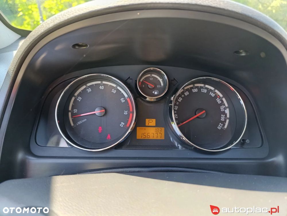 Opel Antara 3.2 V6 4x4 Navi - 24