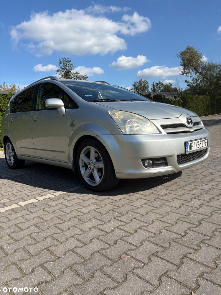 Toyota Corolla Verso - 2