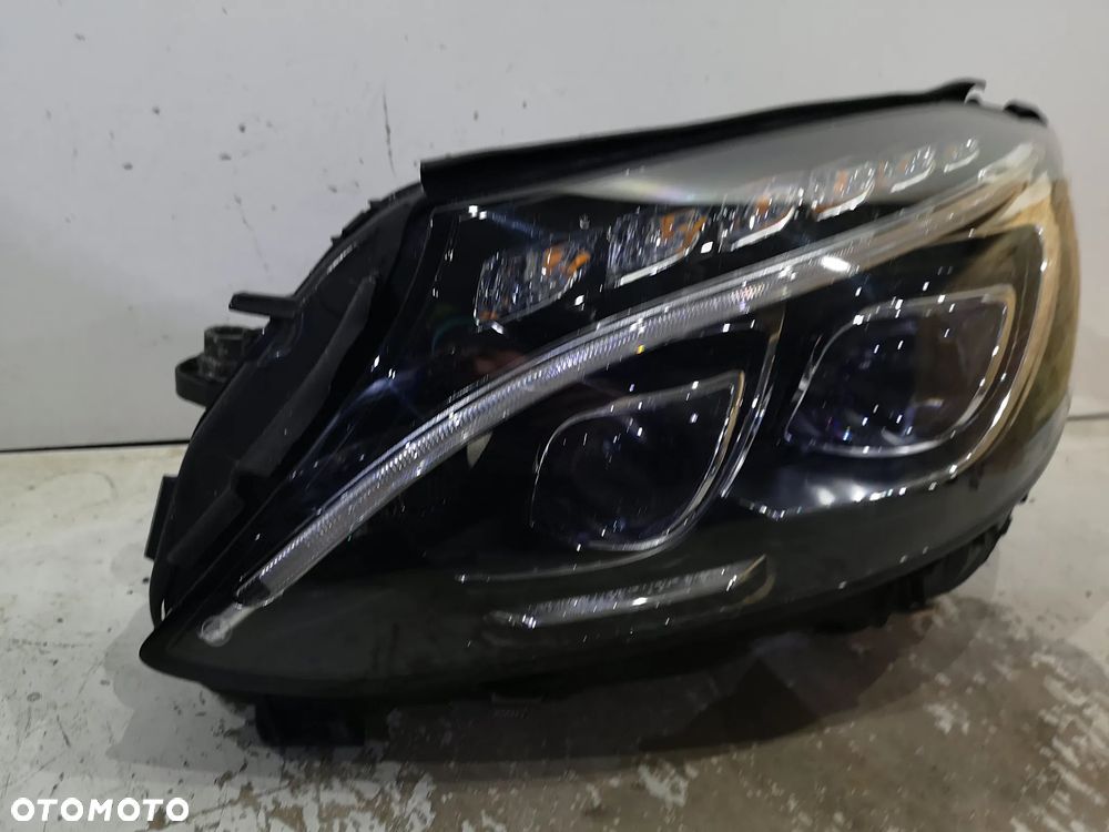 Lampa Lewa Mercedes-Benz W205 A205 Cklasa C63 AMG Full Led ILS Pzed Liftem - 2