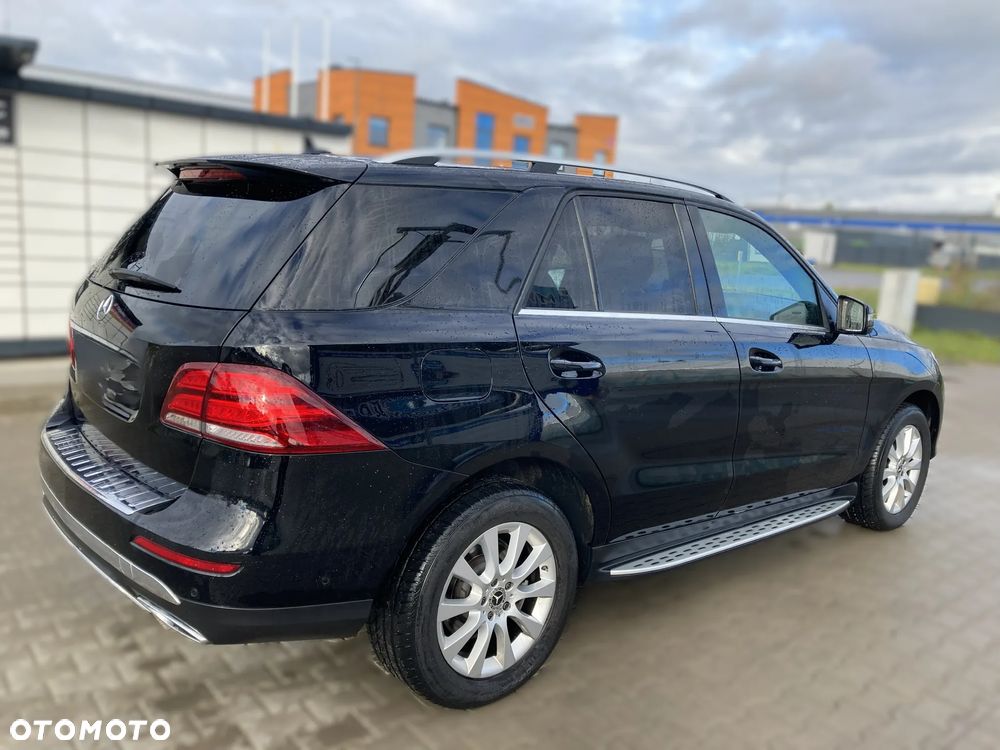 Mercedes-Benz GLE 250 d 4-Matic - 4