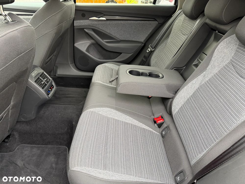 Skoda Superb 1.5 TSI mHEV Selection DSG - 20