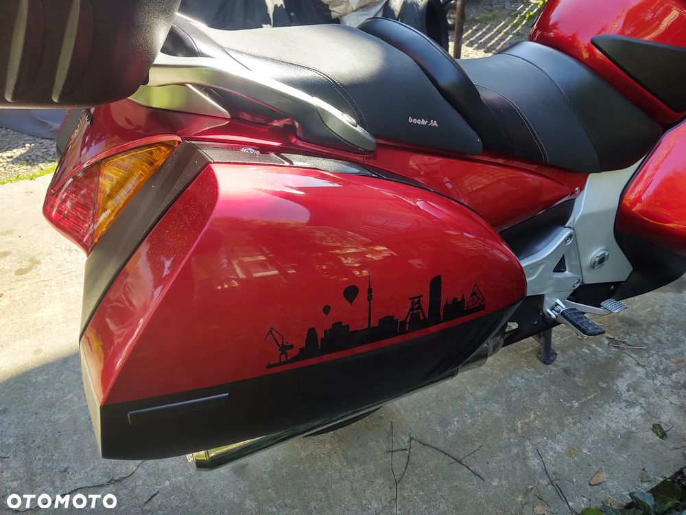 Honda ST - 13