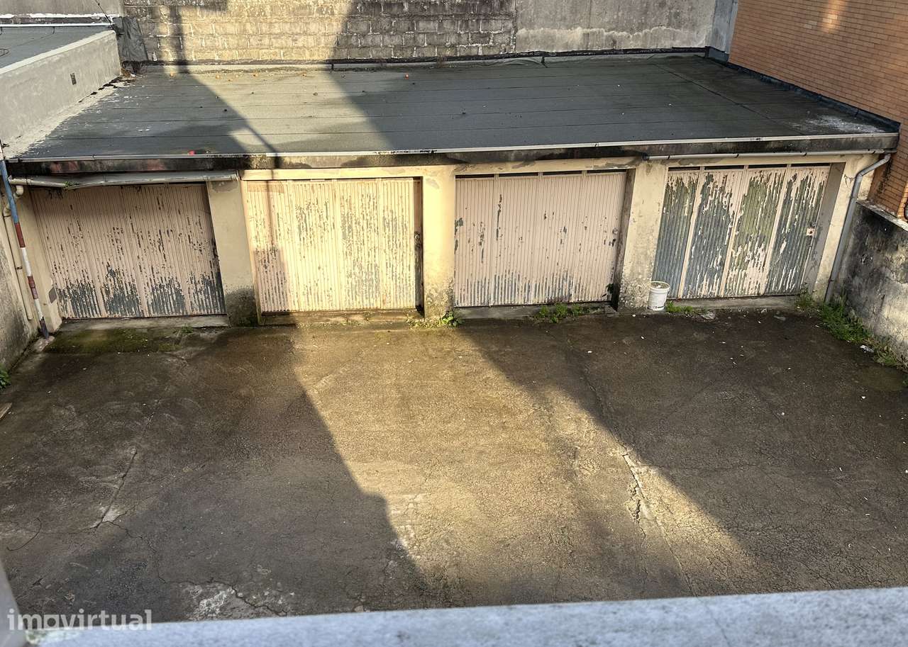 Apartamento T2+1 renovado, com garagem, em boa localização - Grande imagem: 5/20
