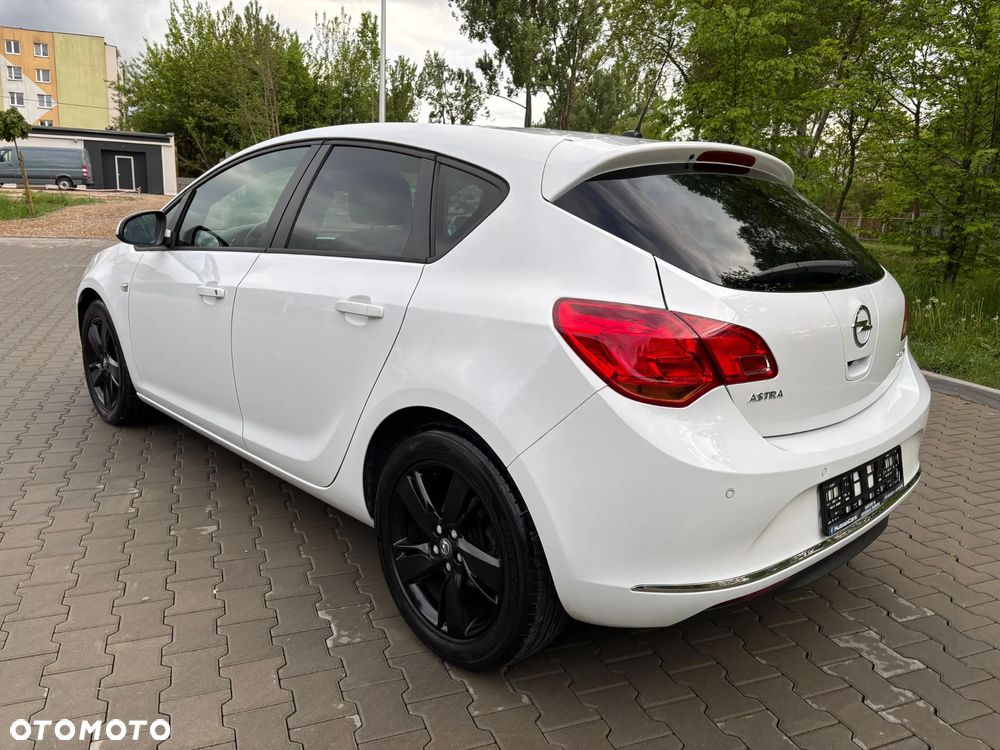 Opel Astra 1.4 Turbo - 3