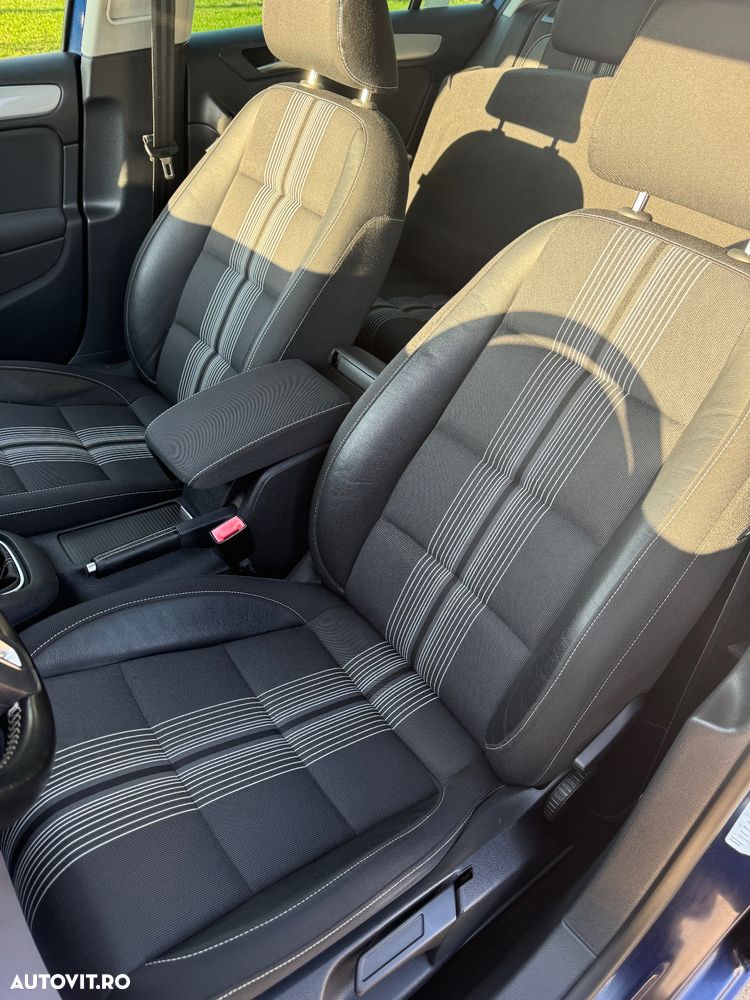 Volkswagen Golf 1.2 TSI MATCH - 10