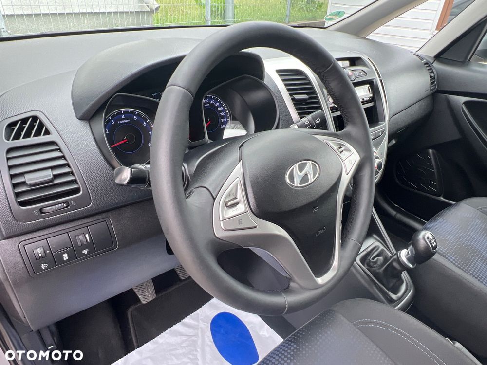 Hyundai ix20 1.4 blue Comfort - 14