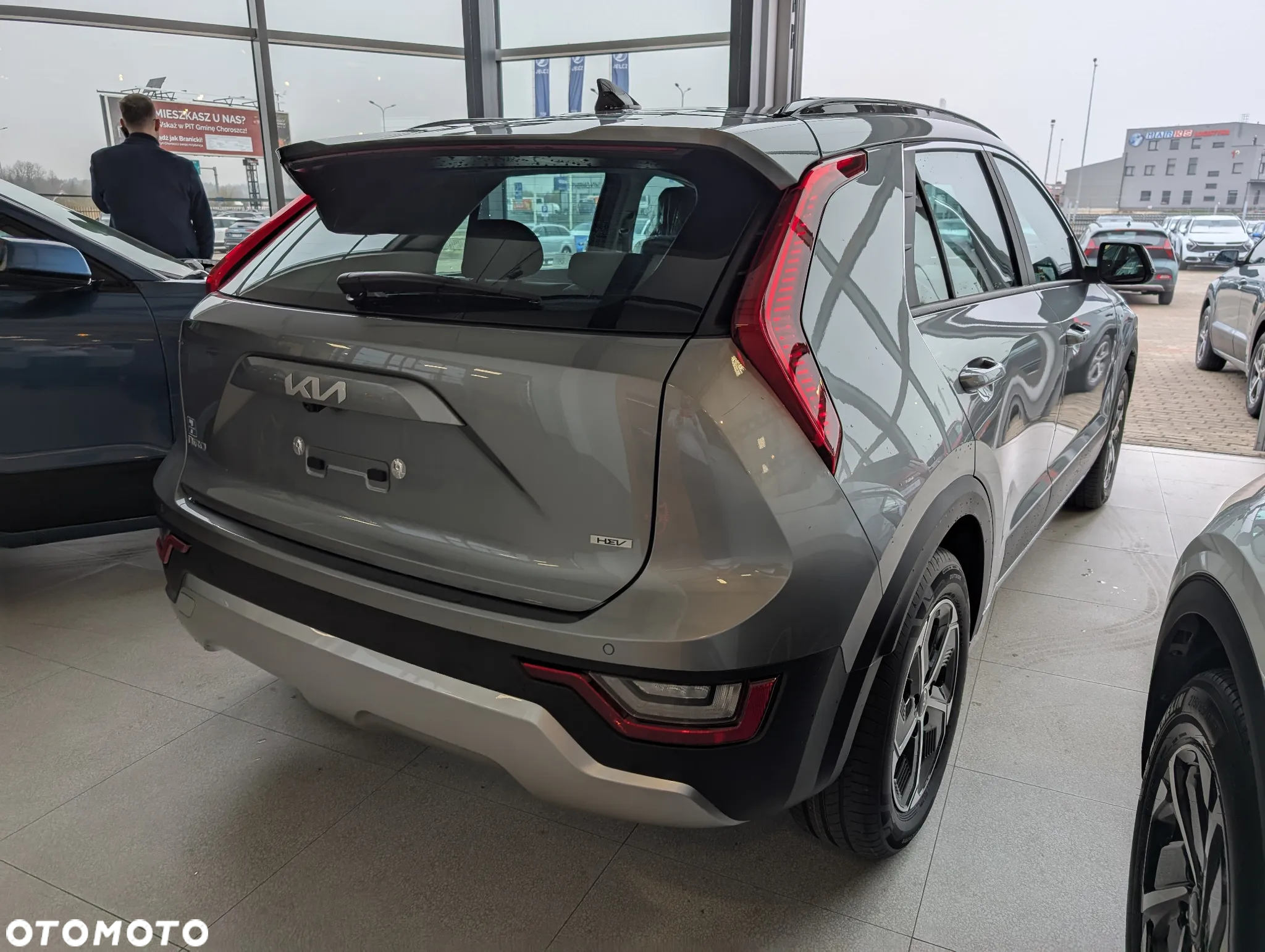 Kia Niro 1.6 GDI Hybrid M - 3