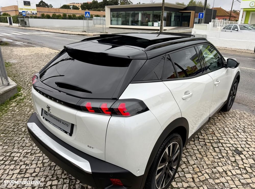 Peugeot 2008 1.5 BlueHDi GT Pack EAT8 - 12