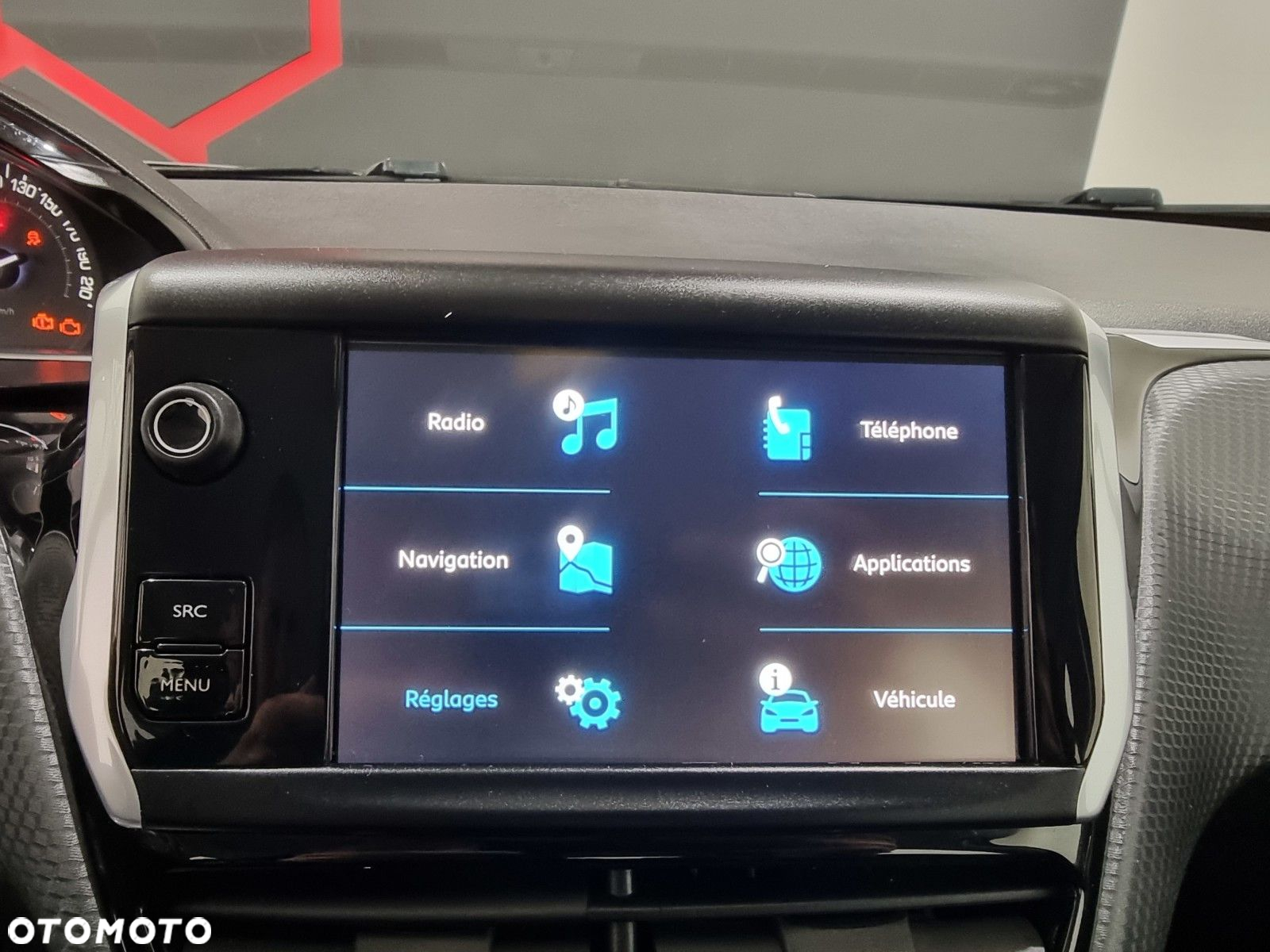 Peugeot 2008 - 13