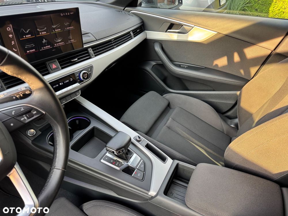 Audi A4 Avant 40 TFSI mHEV Advanced S tronic - 14