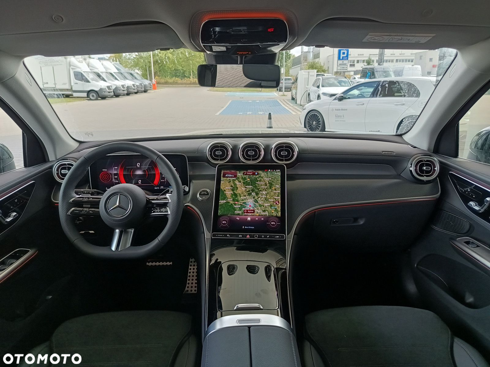 Mercedes-Benz GLC - 24