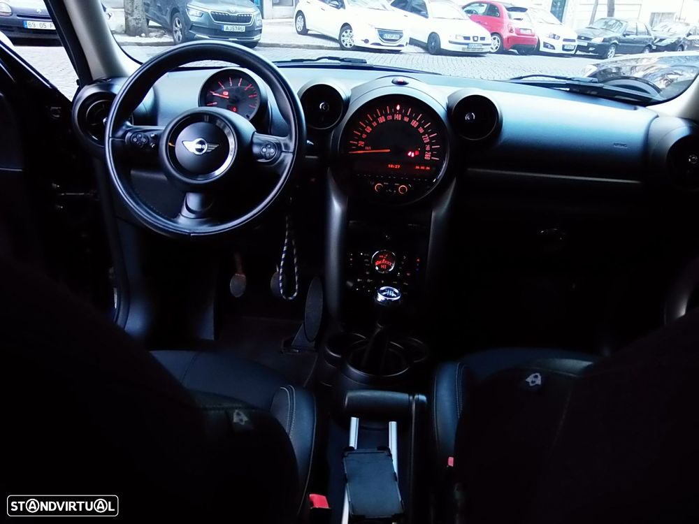 MINI Countryman Cooper D - 30