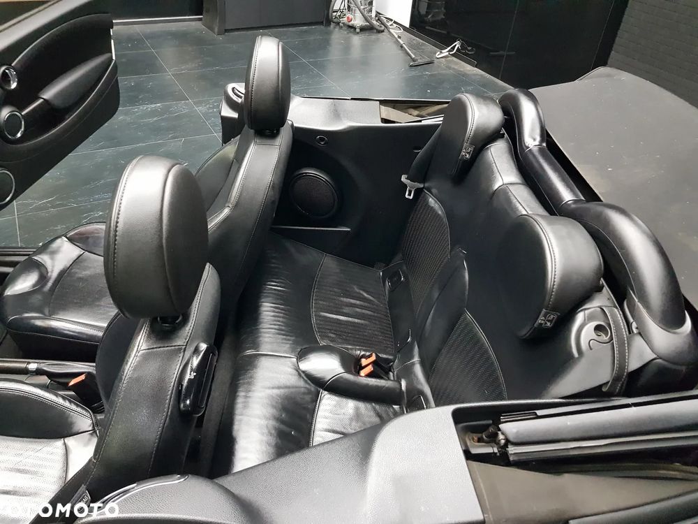 Mini Cooper 2011 photo 2