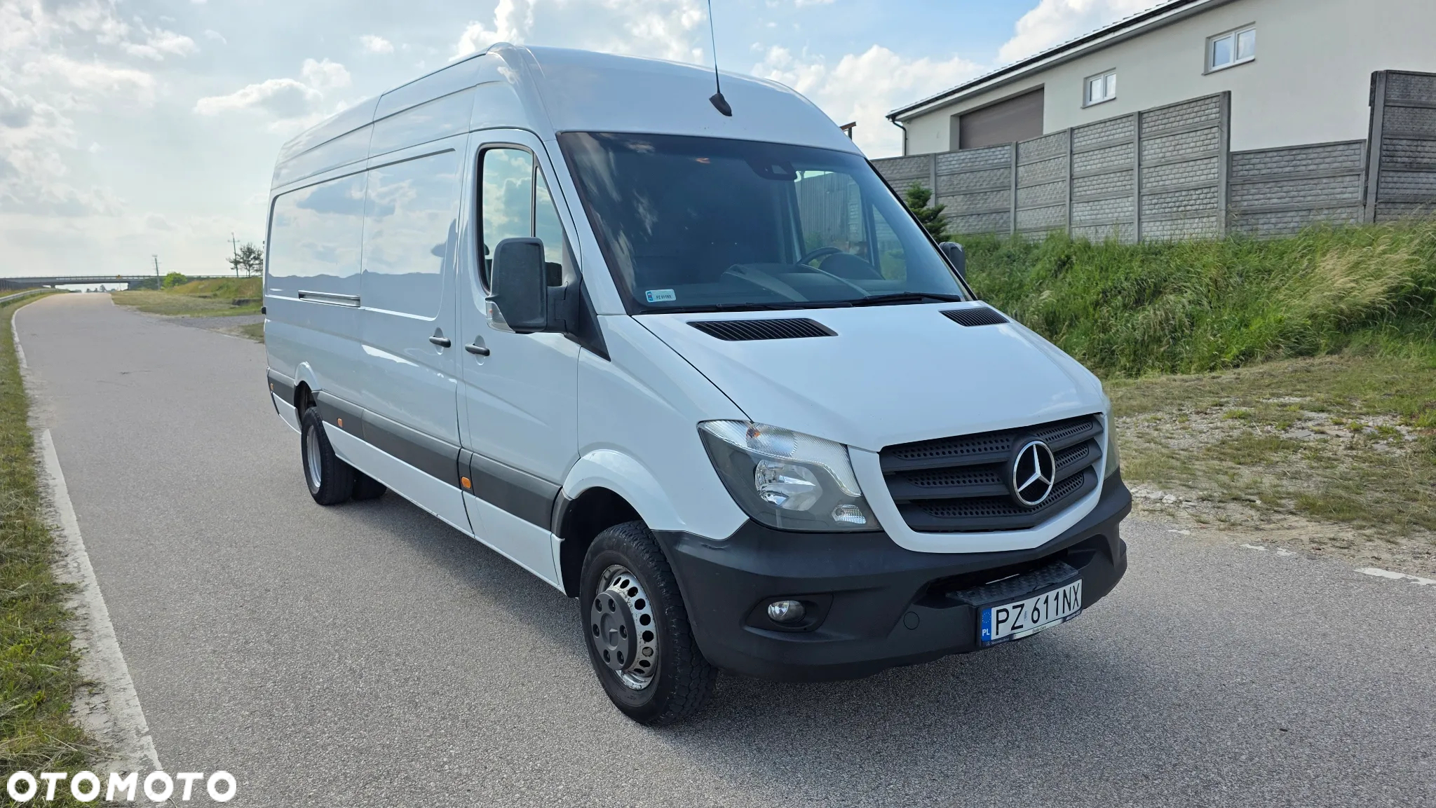 Mercedes-Benz Sprinter - 9