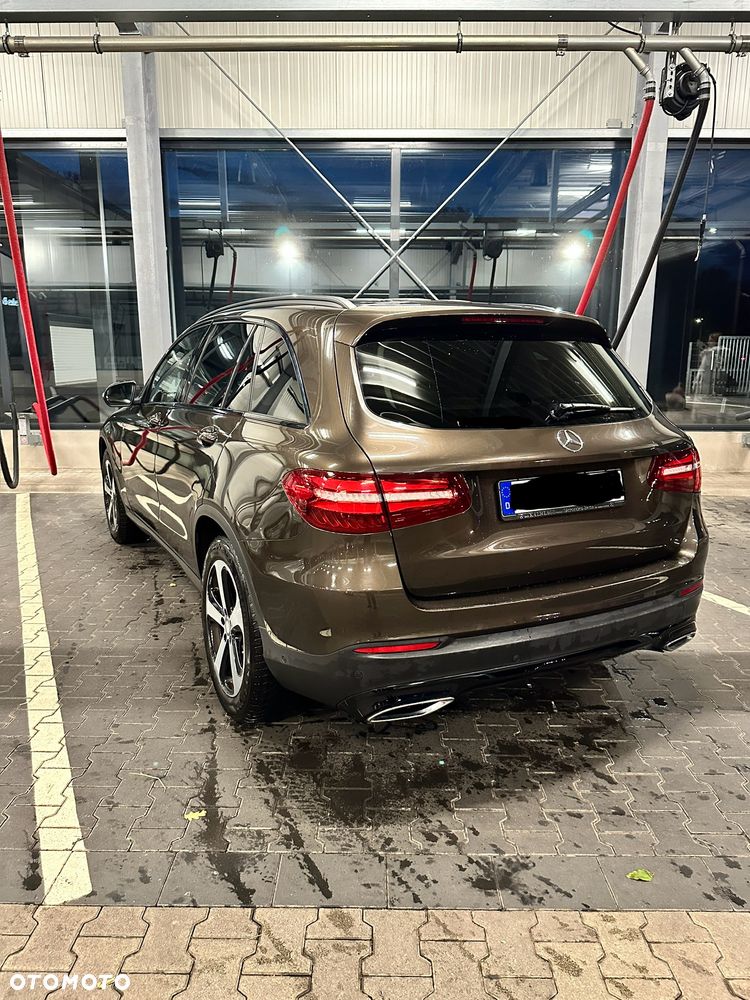 Mercedes-Benz GLC 220 d 4-Matic - 3