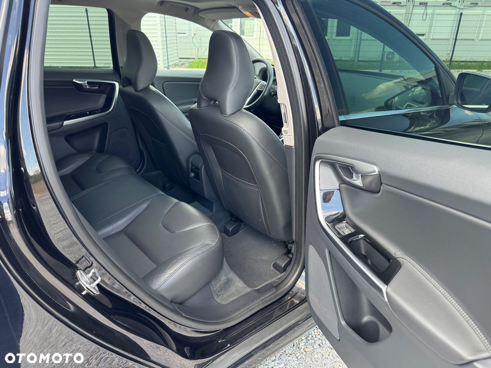 Volvo XC 60 D3 Drive-E Summum - 19