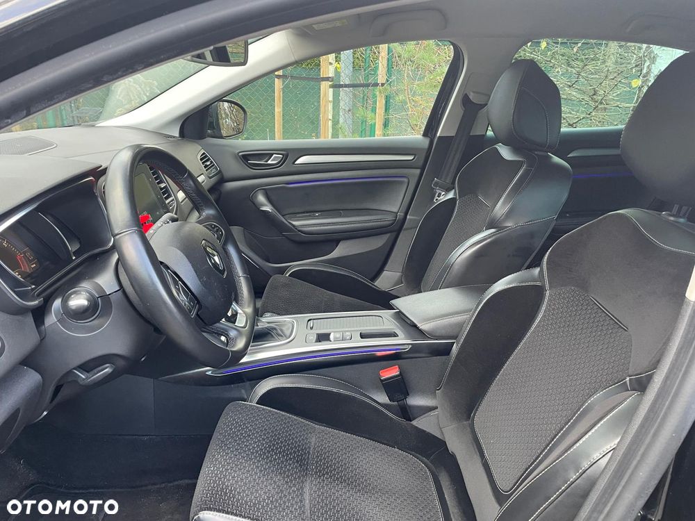 Renault Megane ENERGY TCe 130 INTENS - 24