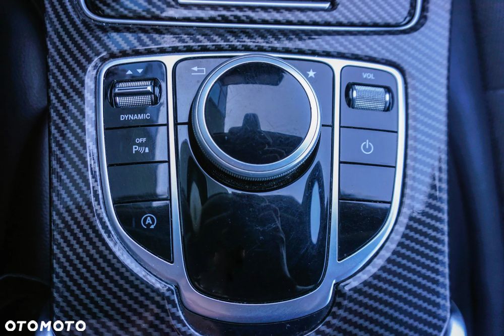 Mercedes-Benz Klasa C 180 (BlueTEC) d 7G-TRONIC AMG Line - 23