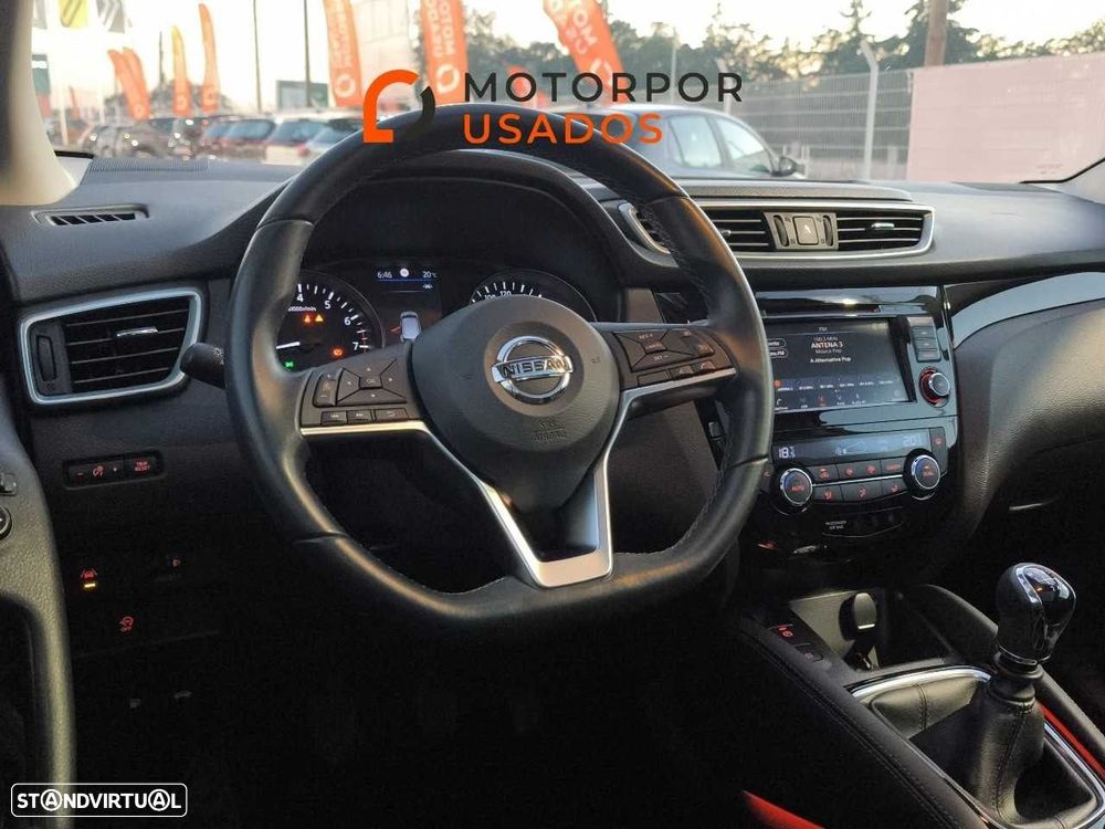 Nissan Qashqai 1.3 DIG-T N-Connecta - 12
