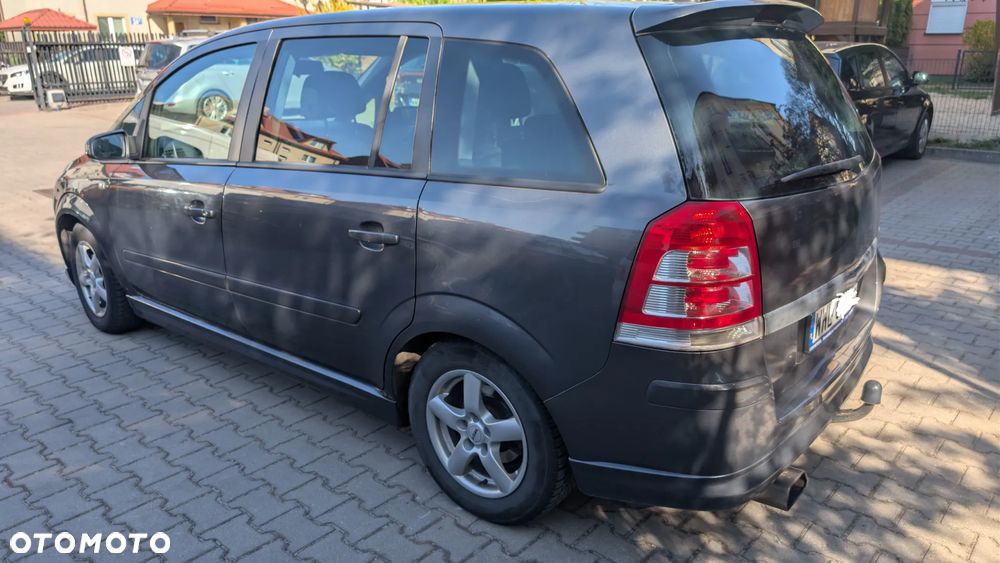 Opel Zafira 1.8 - 1