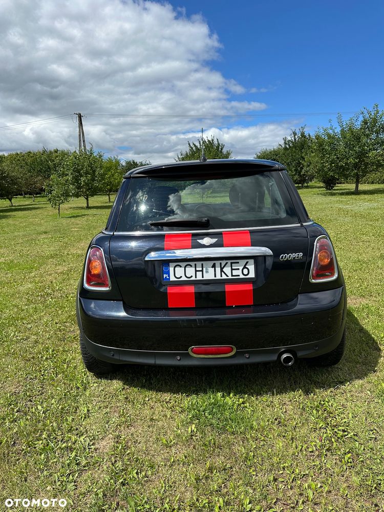 MINI Cooper Standard - 4