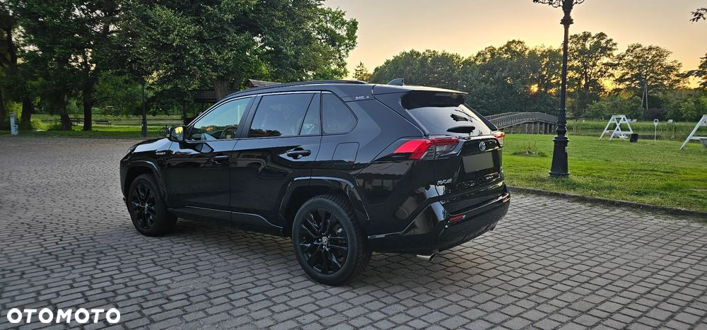 Toyota RAV4 2.5 Hybrid Black Edition by JBL 4x4 - 6