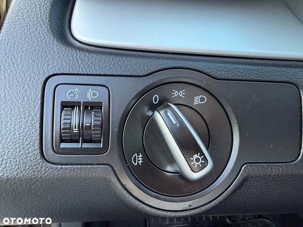 Volkswagen Passat 2.0 Blue TDI DPF Comfortline - 25