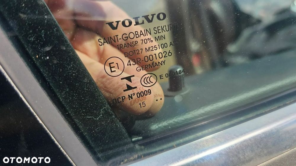 Volvo XC 60 D3 Geartronic Momentum - 24