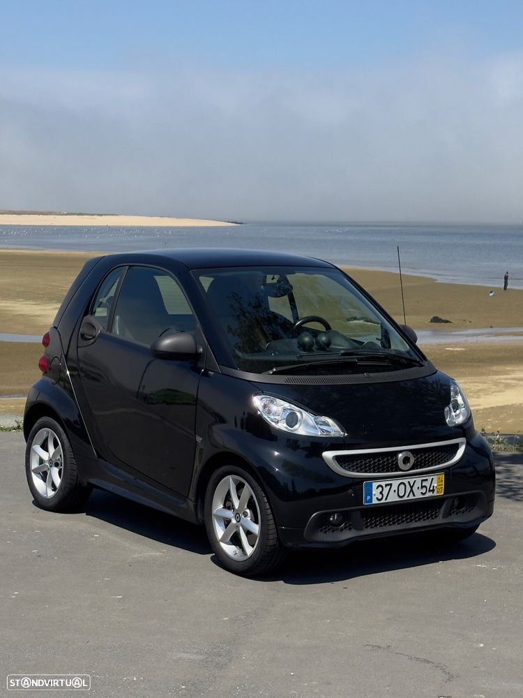 Smart ForTwo Coupé 1.0 mhd Passion 71 Softouch - 1