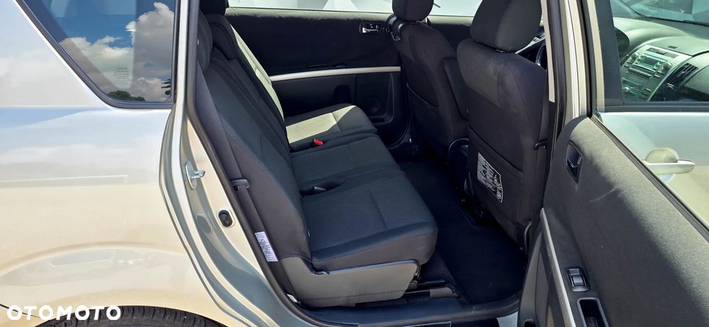 Toyota Corolla Verso 1.8 Luna - 20