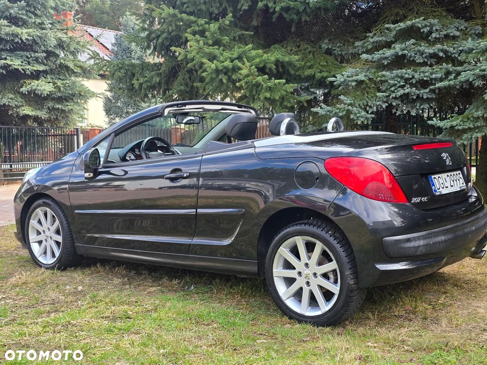 Peugeot 207 CC - 5