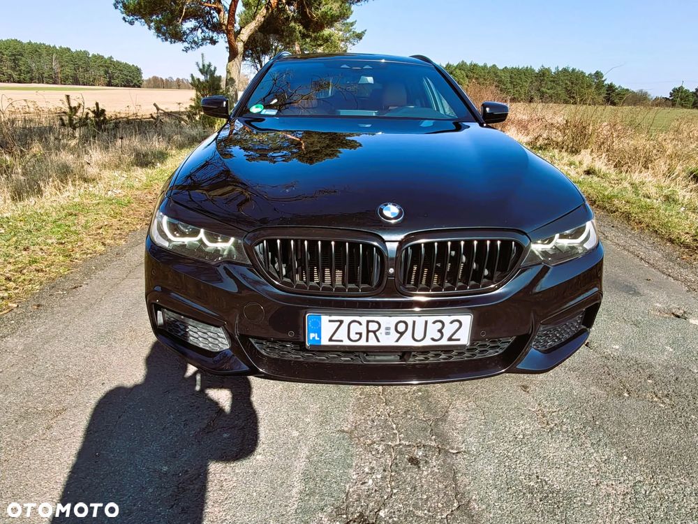 BMW Seria 5 530d xDrive Sport - 10
