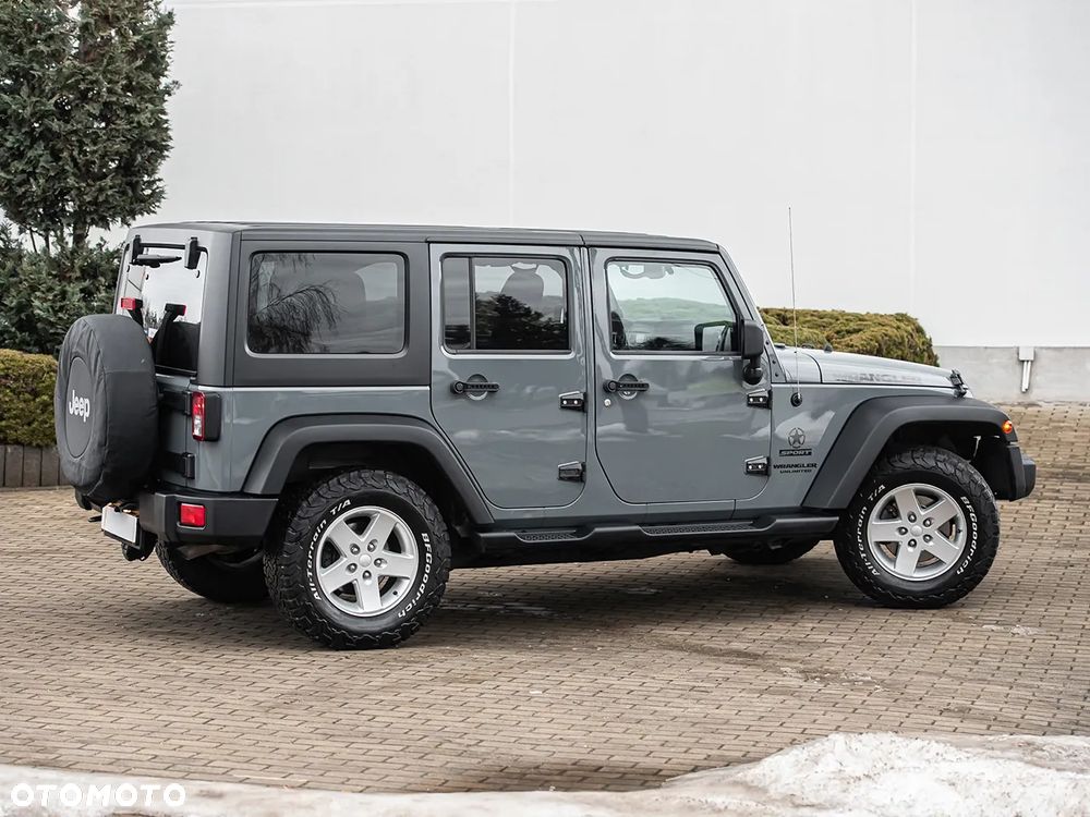 Jeep Wrangler - 14
