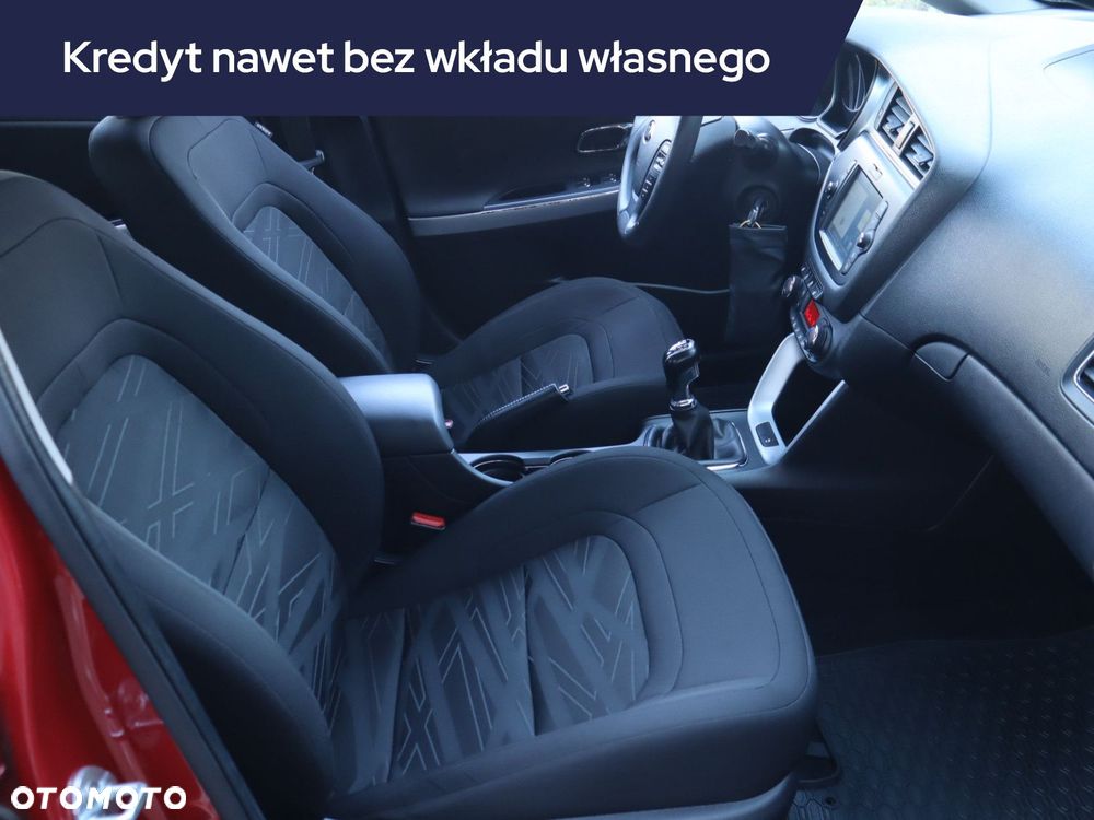 Kia Ceed - 11