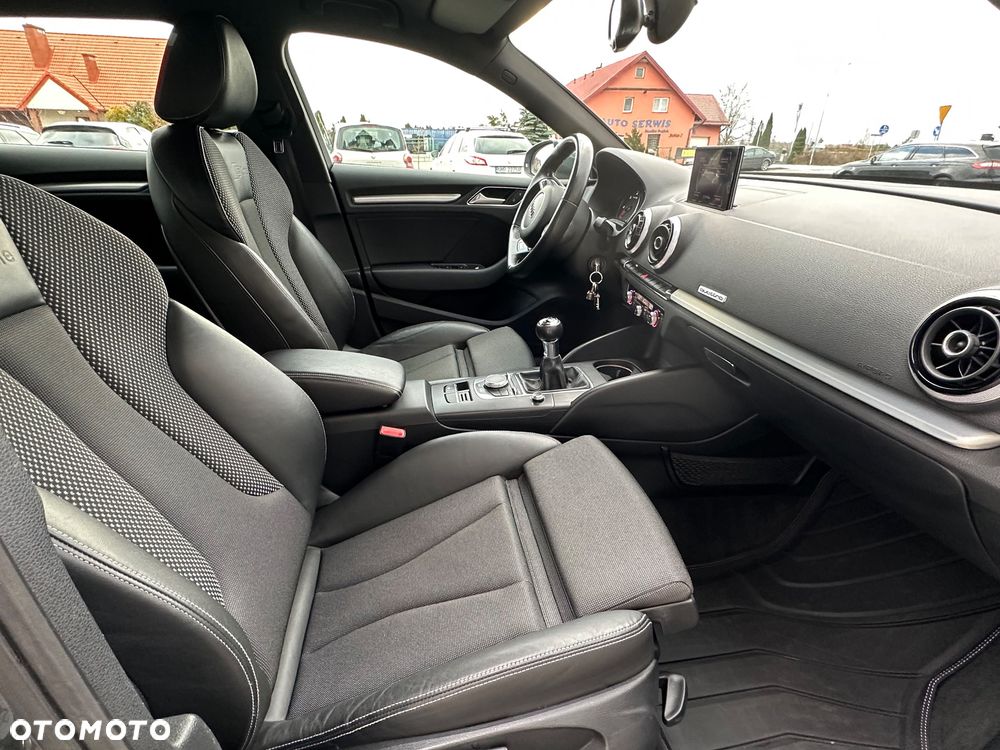 Audi A3 Sportback 2.0 TDI quattro S line Sportpaket - 33