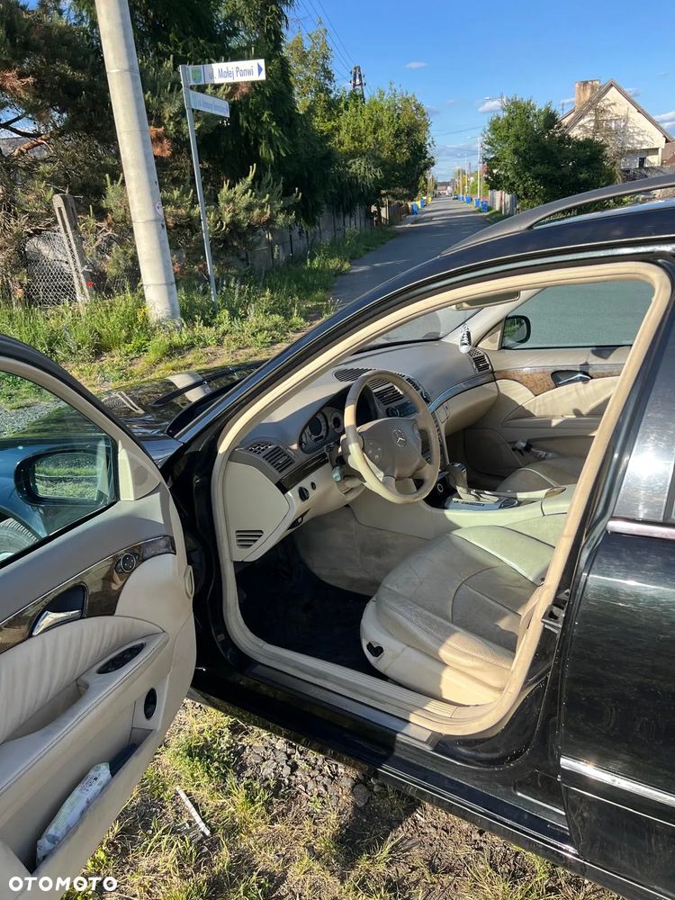 Mercedes-Benz Klasa E 320 4-Matic T Avantgarde - 5