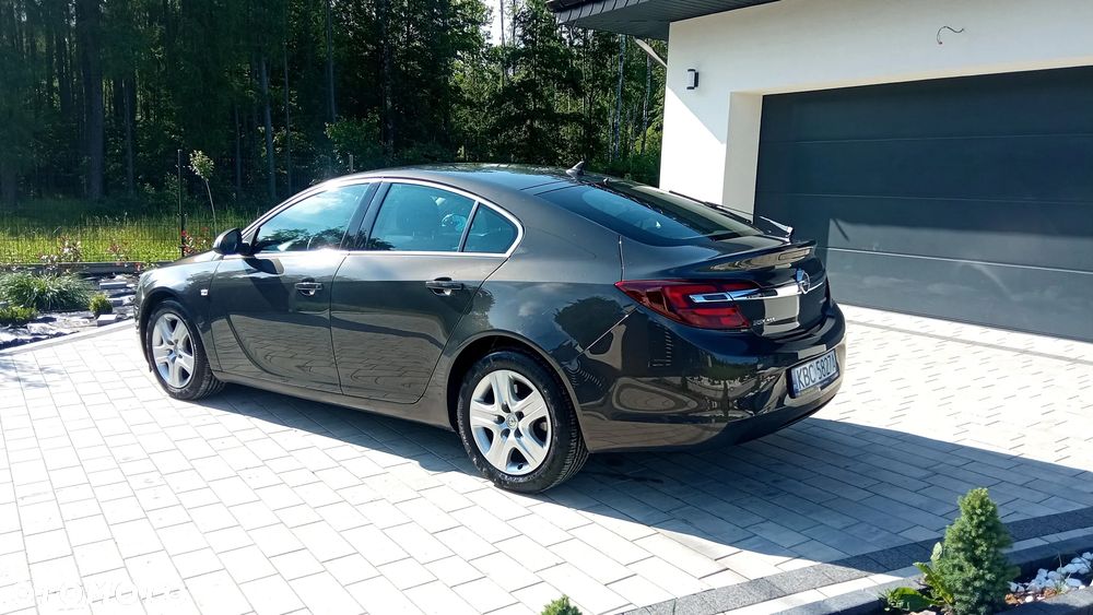 Opel Insignia - 13