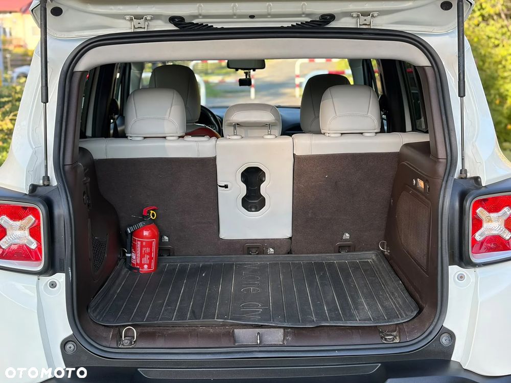 Jeep Renegade - 8
