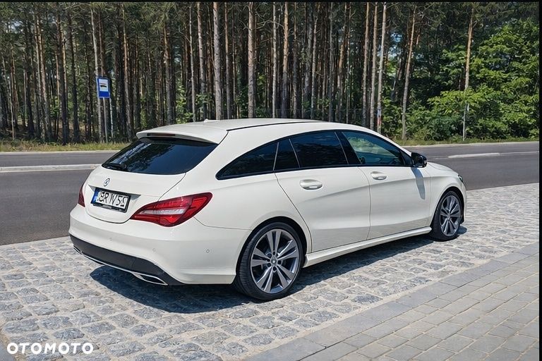 Mercedes-Benz CLA 180 Urban - 3